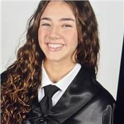 Profesora que tiene bachillerato quiere enseñar en matemáticas, economía etc, obtuve mención de honor